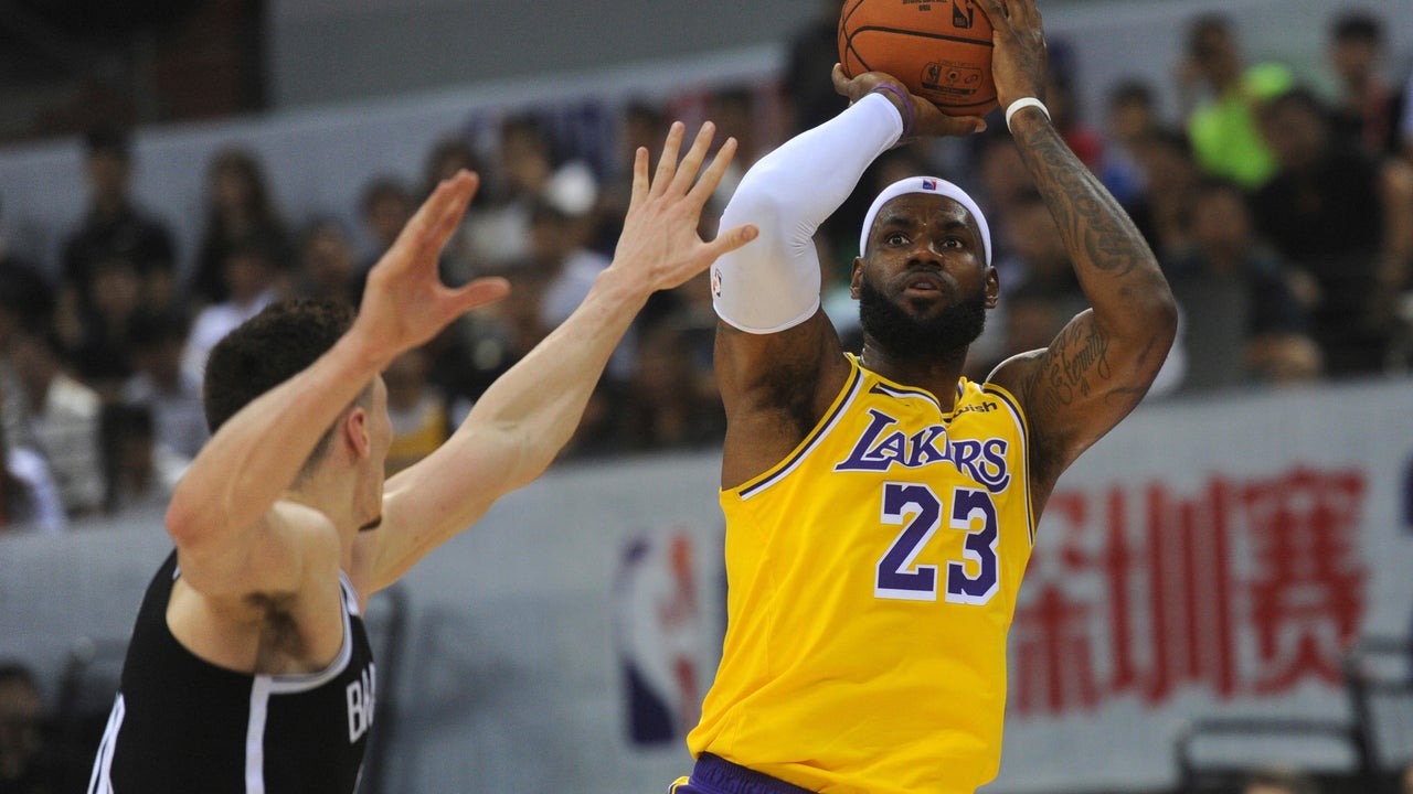 LeBron: Rockets' Morey 'wasn't educated' on China tweet